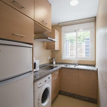 Seven Village Apartament *